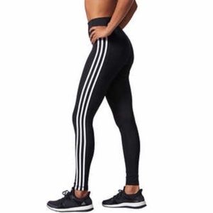 2 Adidas leggings